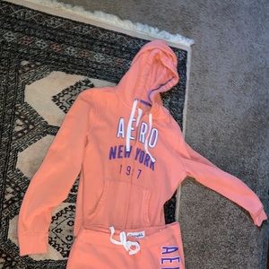 Aeropostale sweatsuit